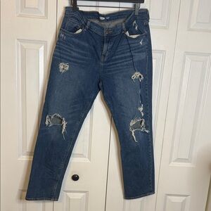 Old Navy Mid-Rise Boyfriend Jeans in Blue